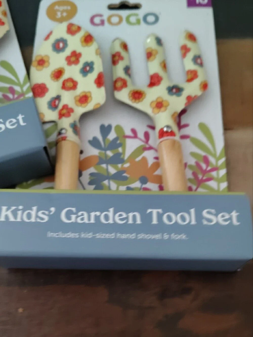 GOGO Kids Garden Tool Set - Cream with Red, Yellow & Blue Flowers